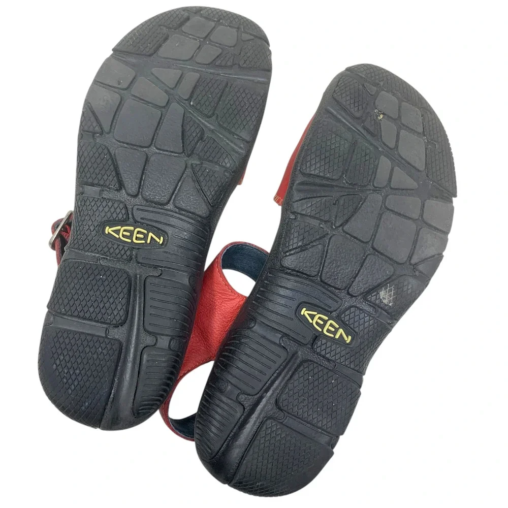 KEEN Women's Red Leather Mary Jane Buckle Comfort Shoes Floral Size 8.5